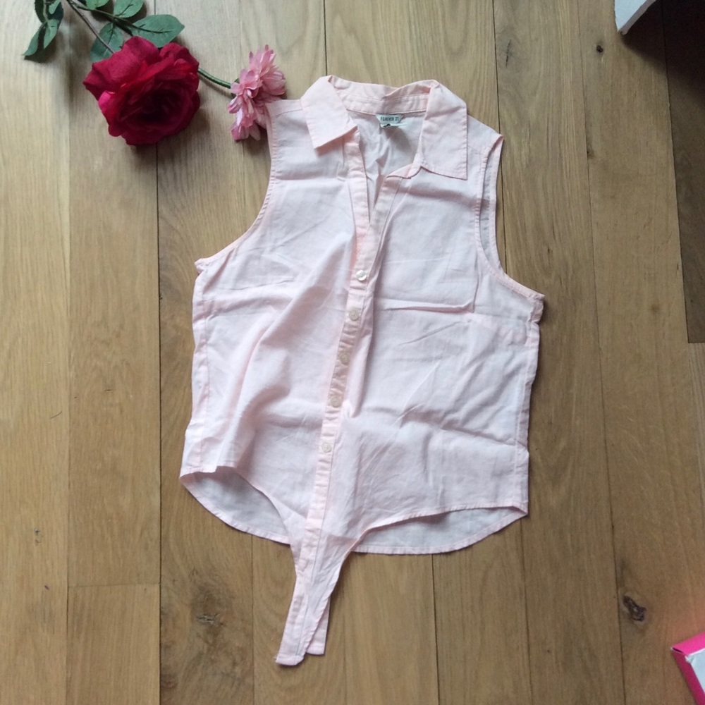 F21 pink sleeveless button - tie at waist